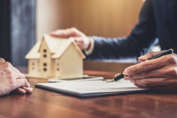 công chứng nhà đất có giấy phép xây dựng
