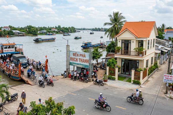 Mua nhà đất ở vùng có bến phà gần