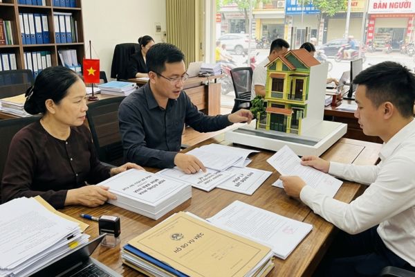 Bán nhà có tranh chấp về sở hữu trí tuệ: Pháp lý