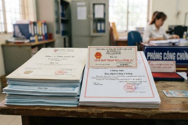 Chứng thực bản sao bằng cấp, học bạ nước ngoài: Điều kiện hợp pháp hóa lãnh sự