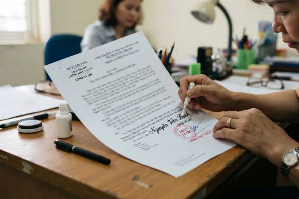 Xử lý sự cố khi lời chứng thực chữ ký bị in đè chữ