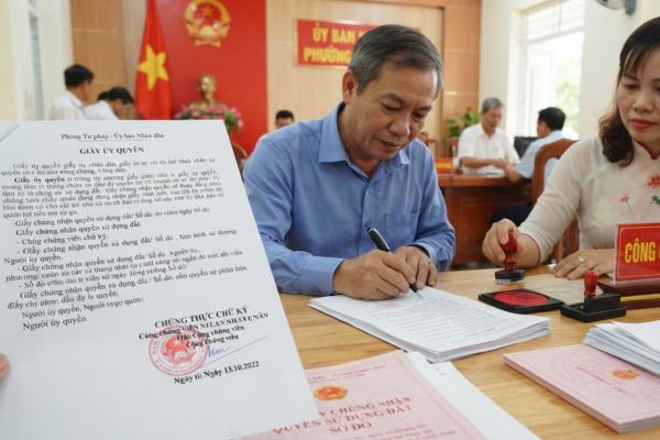 Chứng thực chữ ký trên giấy ủy quyền tham gia đấu giá quyền sử dụng đất